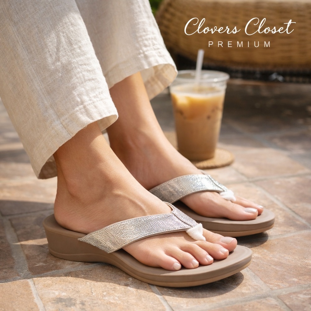 BareTraps Gammie Silver Memory Foam Wedge Sandals Comfort Flip Flop 7.5